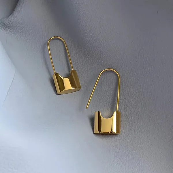 Gold_Pin_Earrings_For_Women